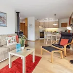 Silberhorn Apt- V By Interhome *